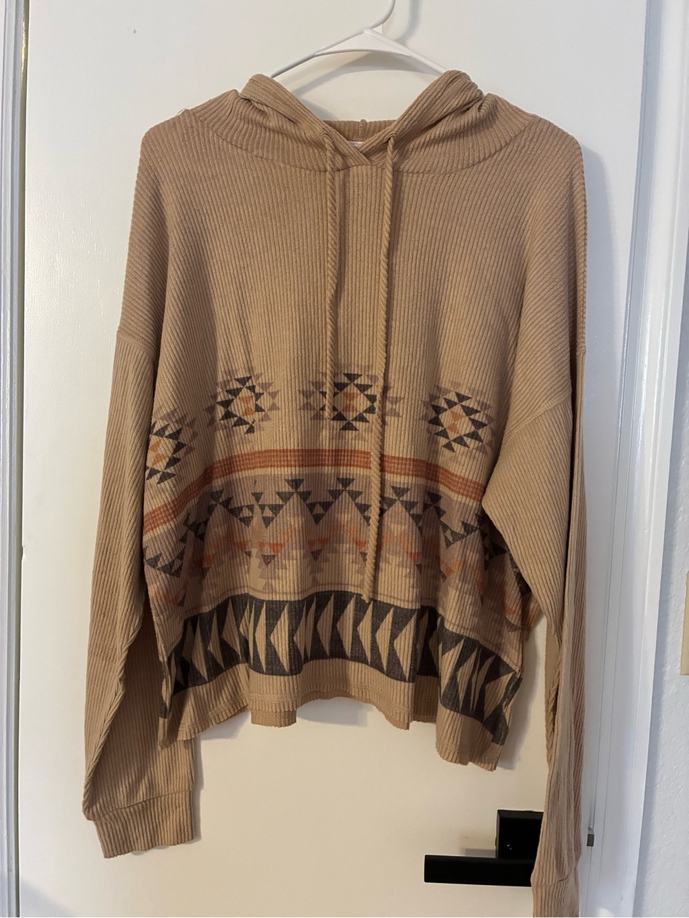 Lightweight Ribbed Hooded Pullover with Southwestern Print